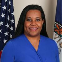 Charniele Herring photo
